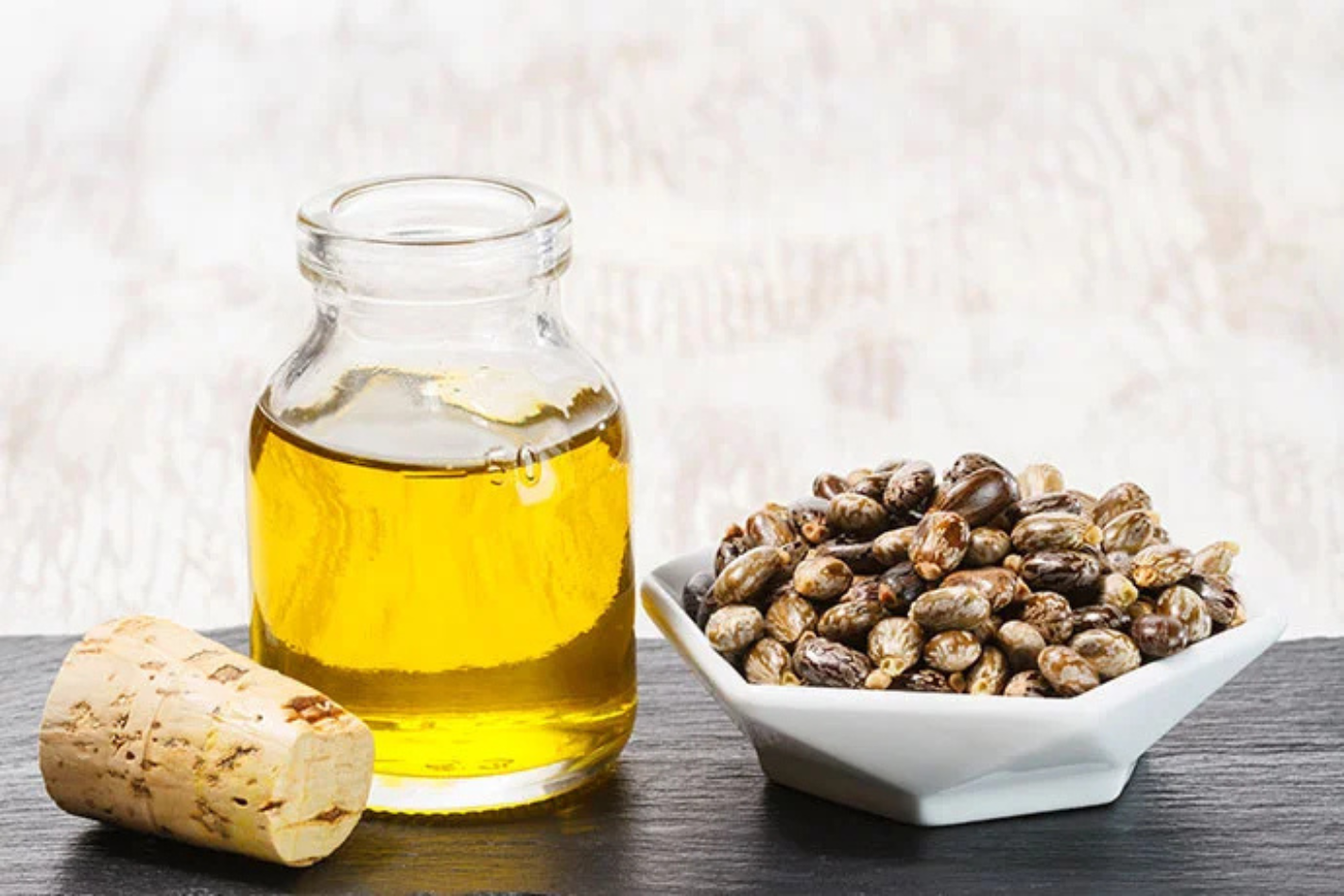 Pale Pressed Castor Oil (PPCO) (Pharmaceutical / Cosmetic Grade)